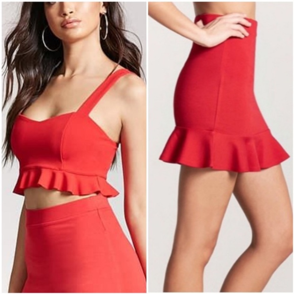 Forever 21 red Ruffle skirt NWT